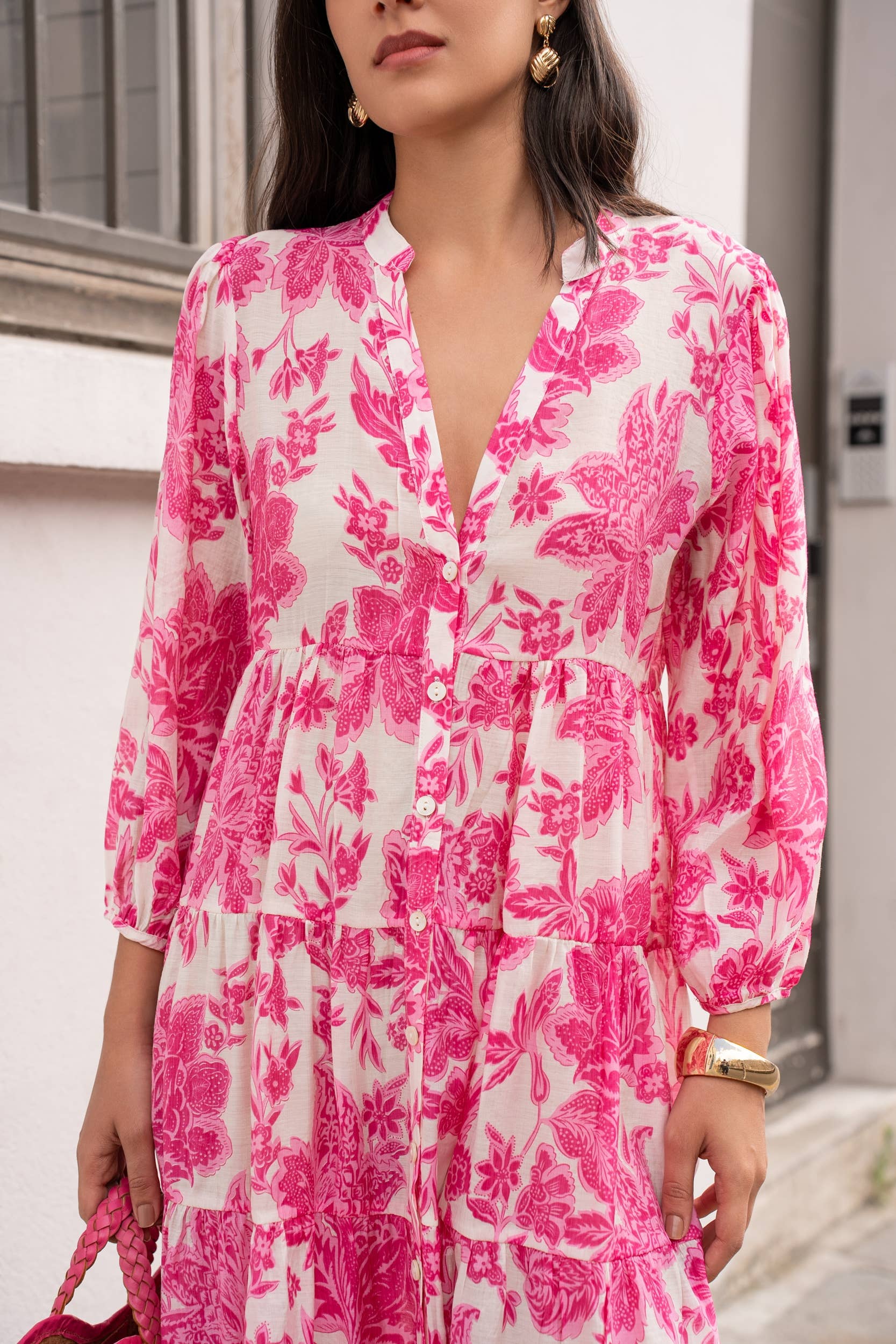 Elegantes Damen Choklate Paris Sienna Hemdblusenkleid Midilänge Florales Hibiskusmuster Pink - Image 5